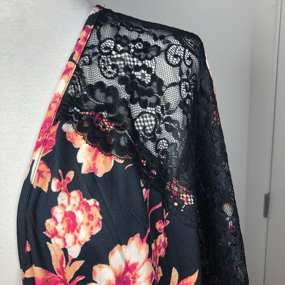 Sweet Rain NWT Black Floral and Lace Kimono Swimsuit Coverup - Picture 6 of 8